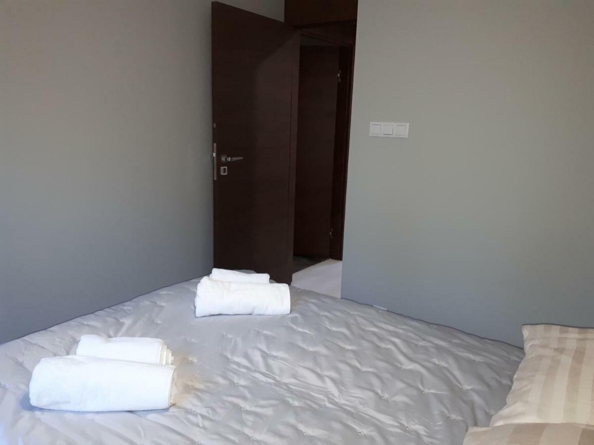 Apartamenty Centrum- Kochanowskiego -Dawniej Two-Bedroom Apartment Zielona Gora  Bagian luar foto
