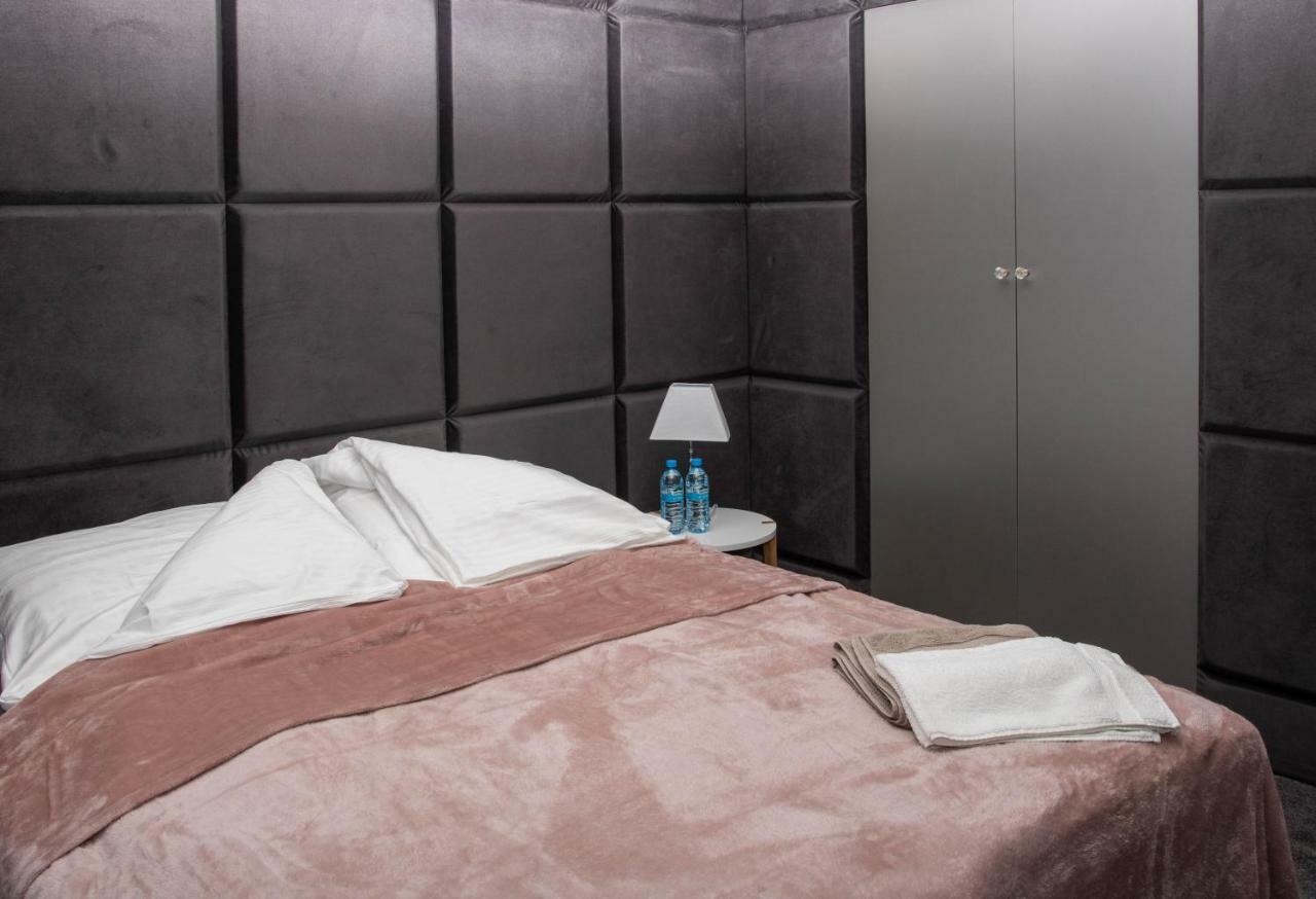 Apartamenty Centrum- Kochanowskiego -Dawniej Two-Bedroom Apartment Zielona Gora  Bagian luar foto