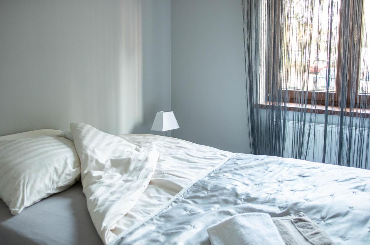 Apartamenty Centrum- Kochanowskiego -Dawniej Two-Bedroom Apartment Zielona Gora  Bagian luar foto